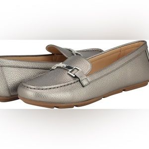 Loafers Metallic silver Calvin Klein shoes loafers faux leather upper size 9 new